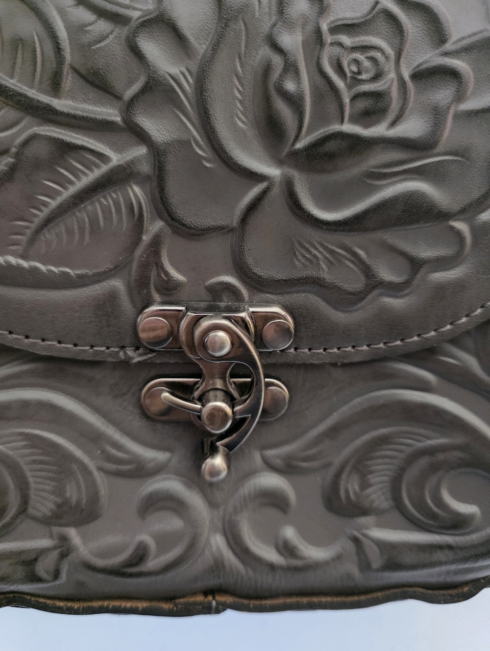 Patricia Nash Metallic Gray Tooled Leather Crossbody Bag - Picture 6 of 15